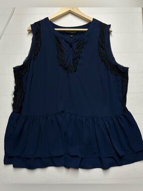 Lane Bryant 22 Navy Lace Sleeveless Blouse | Plus Size Flowy Layered Hem